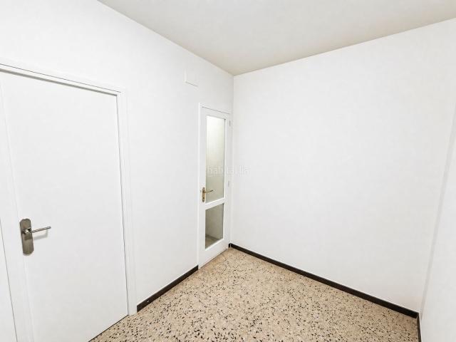 Estudio en venta en Barcelona, Sant Antoni. Se Vende Espectacular Y Acogedor Estudio De 11 M², En el Eixample. Estudios.