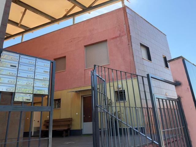 Estudio en venta en Bormujos, Centro. FANTÁSTICO ESTUDIO CON TERRAZA, GARAJE Y TRASTERO EN VENTA BORMUJOS. Estudios.