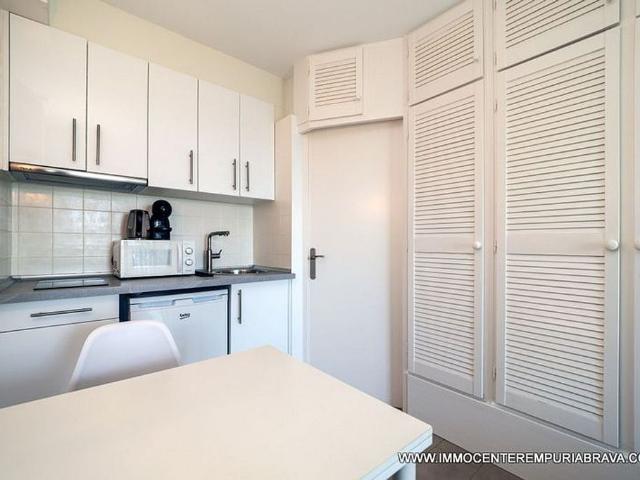 Estudio en venta en calle Muga a, Castelló d´Empúries, de 36 m² por 115.000