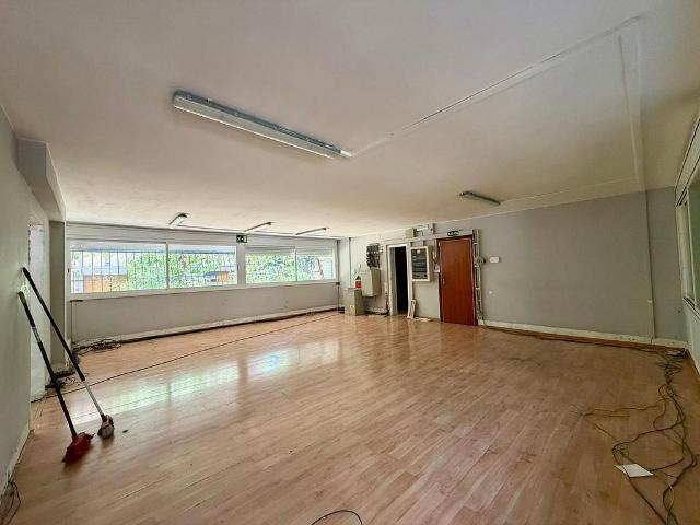 Piso en venta en calle De Huelva, Barcelona, de 57 m² 1 habitación por 165.000