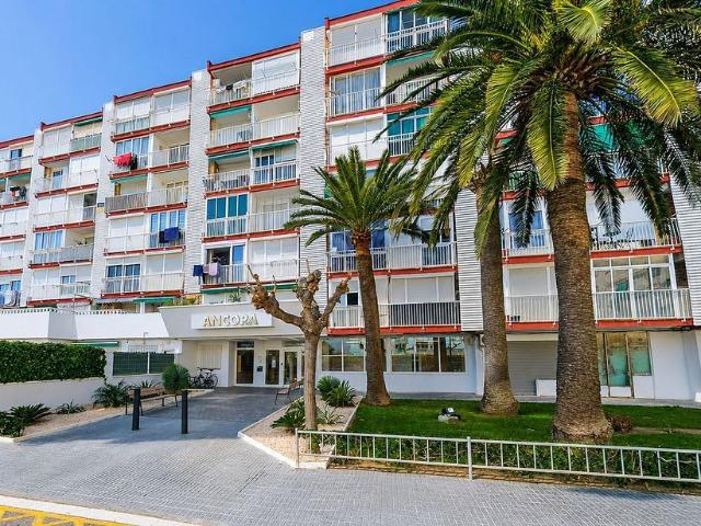 Estudio en venta en calle De Joaquim Serra, Vila Seca, de 28 m² por 106.000