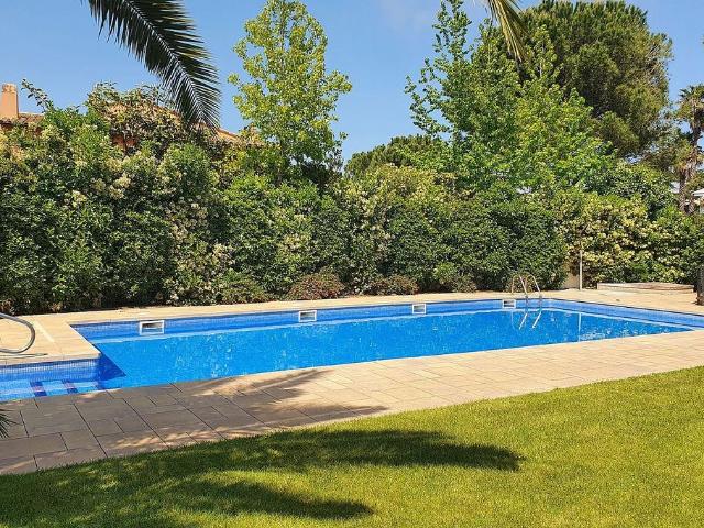 Estudio en venta en calle De la Julivia, Palafrugell, de 38 m² por 240.000