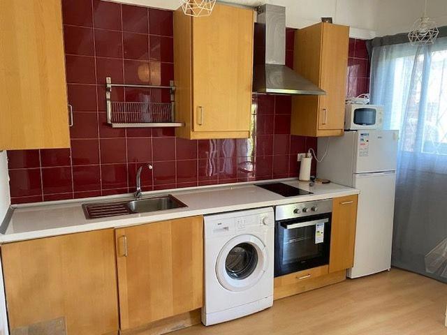 Estudio en venta en calle De la Torre D'en Damians, Barcelona, de 30 m² por 215.000