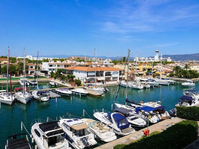 Estudio en venta en calle De Salins, Castelló d´Empúries, de 35 m² por 193.000