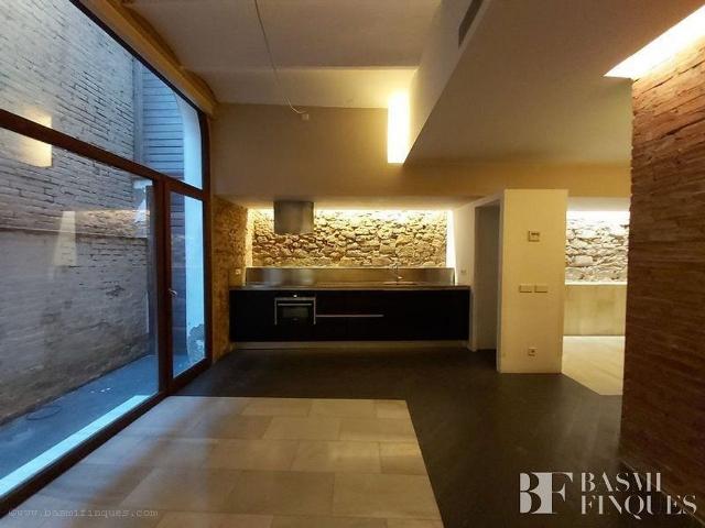 Estudio en venta en calle D'obradors, Barcelona, de 106 m² por 350.000