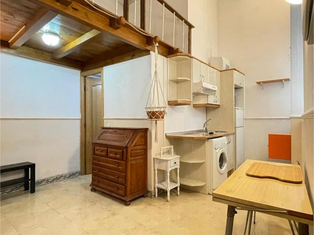 Estudio en venta en calle Salitre