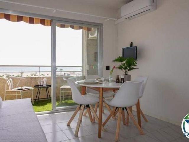 Estudio en venta en calle Poblat Tipicedifici Nausica, Castelló d´Empúries, de 25 m² por 130.000
