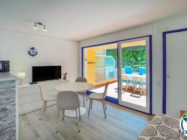 Estudio en venta en Empuriabrava, Moxó Sant Mori Costa Brava. Precioso estudio reformado con gran terraza de 23m en el centro de Empuriabrava. Estudios.