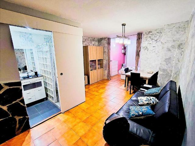 Estudio en venta en pasaje Beethoven, Santa Coloma de Gramanet, de 36 m² por 79.000