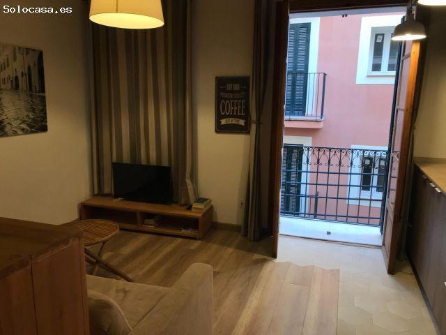ESTUDIO JUNTO A PLAZA DE CORT