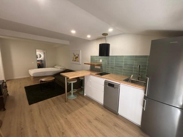 ESTUDIO PARA UNA PERSONA MAXIMO UNA PAREJA