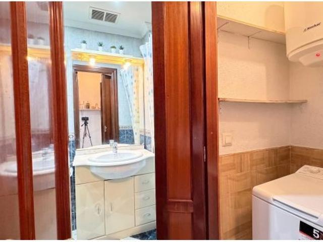 Estudio Reformado en Torremolinos: ¡Tu Refugio Luminoso Cerca del Mar! ?