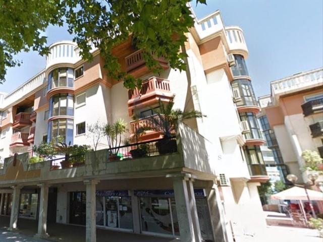 Estúdio transformado em T3 Remodelado na Amadora 107m² Venteira