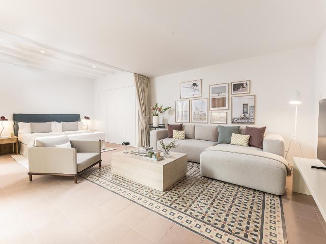 Estudio with private terrace in Oasis Rambla