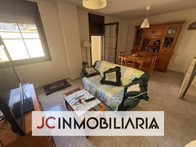 Estupendo chalet para entrar a vivir en Venta de Baños