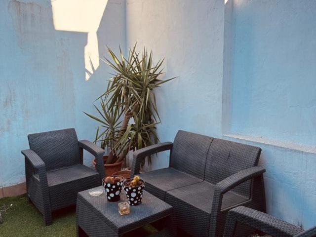Estupendo apartamento en Calle Feria con dos estupendas terrazas, listo para entrar!