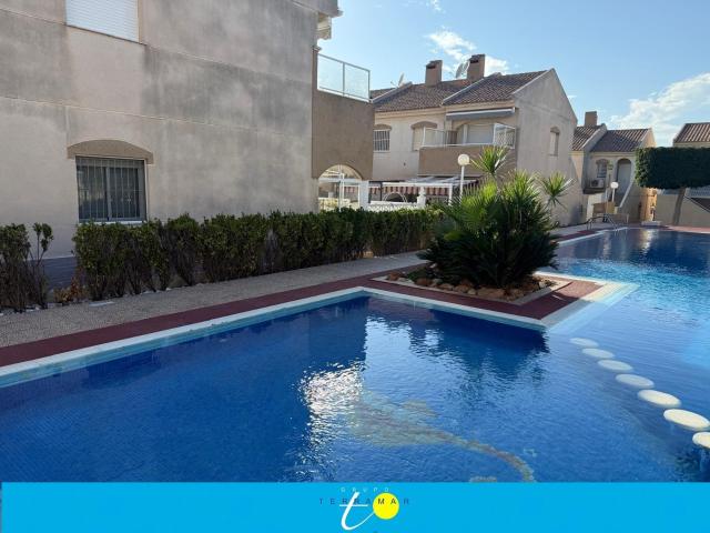 ESTUPENDO BUNGALOW EN PLANTA BAJA CON PISCINA COMUNITARIA, IDONEO COMO VACACIONAL