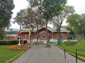 ESTUPENDO DEPARTAMENTO FRENTE AL PARQUE REDUCTO MIRAFLORES