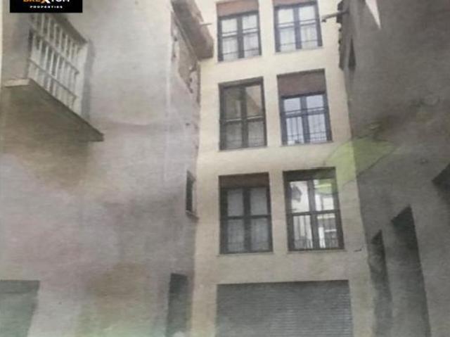ESTUPENDO EDIFICIO EMBREMATICO EN LORCA