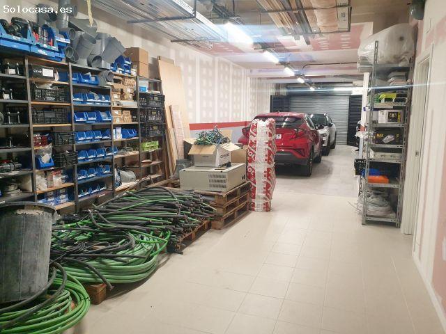 Estupendo Local Comercial en Esplugues de LLobregat