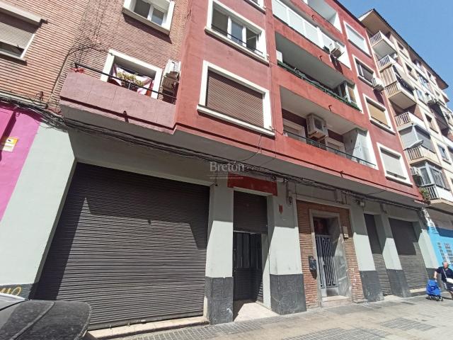Estupendo local Sector Avenida Valencia Plaza Roma