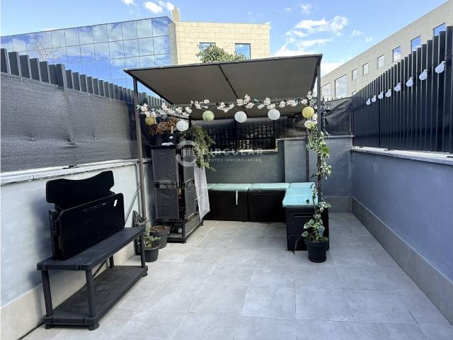 ESTUPENDO LOFT EN URBANIZACION CON PISCINA, GIMNASIO, PISTA DE PADEL.