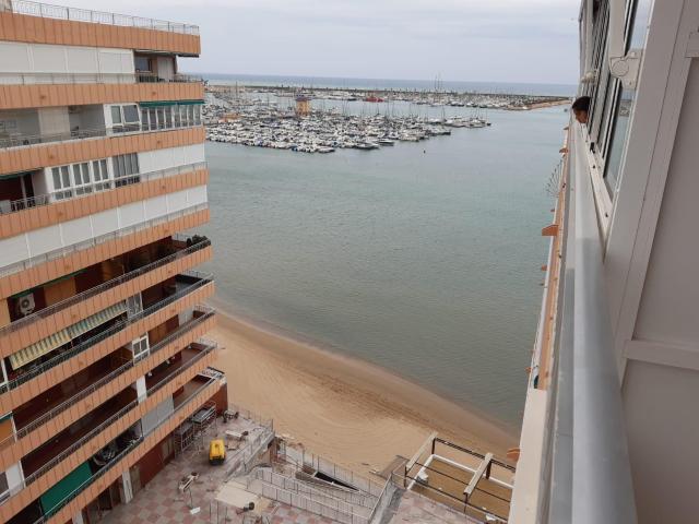 ️ ESTUPENDO PISO TOTALMENTE REFORMADO CON ACCESO DIRECTO A LA PLAYA