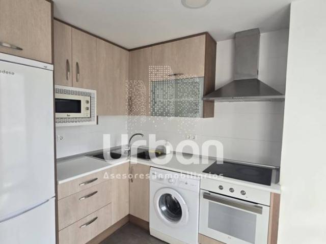 ESTUPENDO PISO DE 2 HABITACIONES