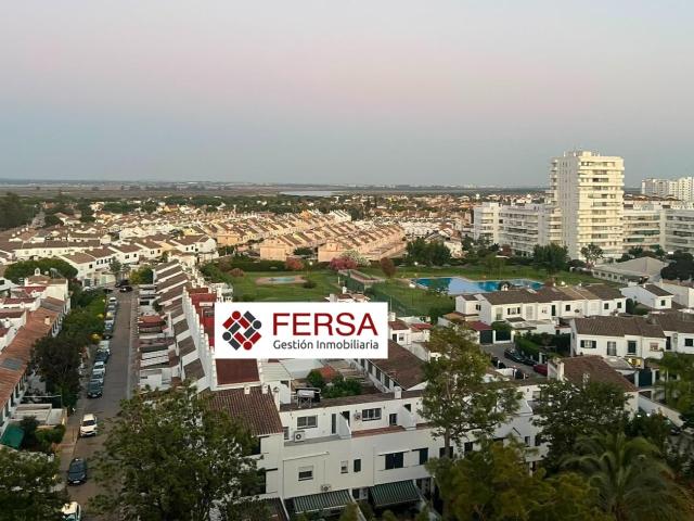 ESTUPENDO PISO EN VENTA A POCOS METROS DE LA PLAYA DE VALDELAGRANA