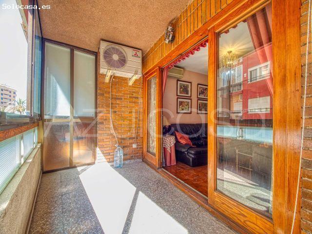 Estupendo piso en venta de 4 dormitorios y 2 baños con plaza de garaje incluida en el Centro de Alic