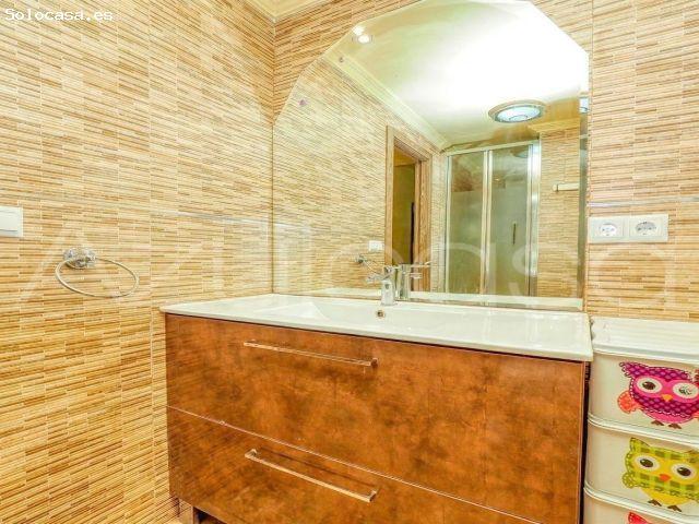 Estupendo piso en venta de 3 habitaciones y 1 baño completo en Altozano