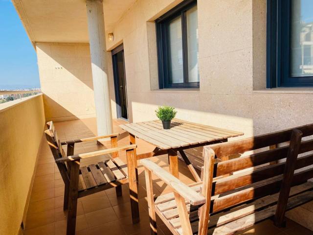 ¡Estupendo Piso en Venta en Juan de Borbón!