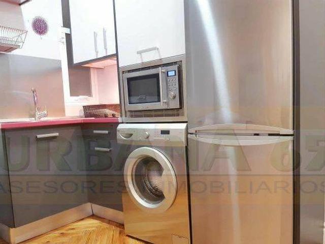 Estupendo piso exterior amueblado en el barrio de salamanca