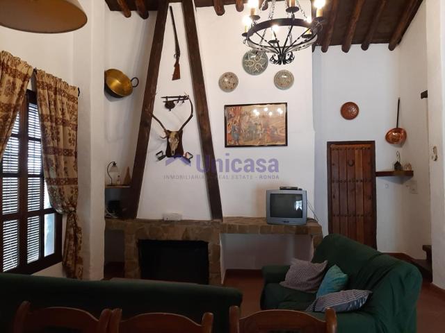 ESTUPENDA CASA DE CAMPO EN ALQUILER!