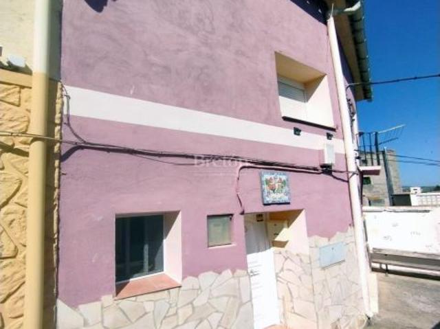 Estupenda casa en Aguarón, comarca de Cariñena