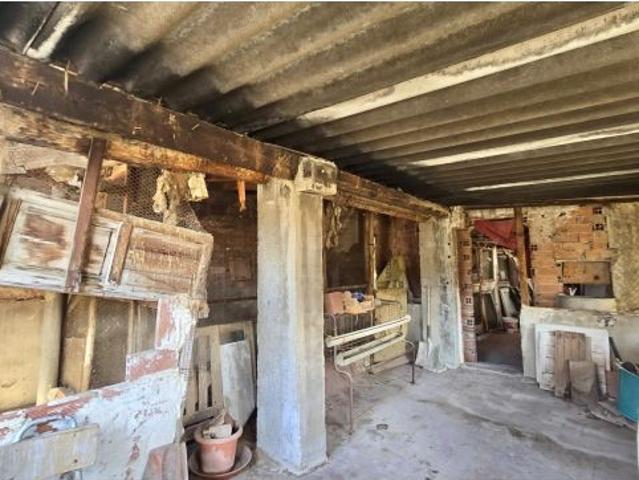 ESTUPENDA CASA EN BIGASTRO, DE 4 DORM, PRECISA POCA REFORMA,GARAJE, GRAN PATIO, TERRAZA ¡VISITELA!