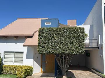 ESTUPENDA CASA EN MIRAVALLE