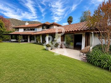 ESTUPENDA CASA / JARDIN DE LA DEHESA NEWLAND