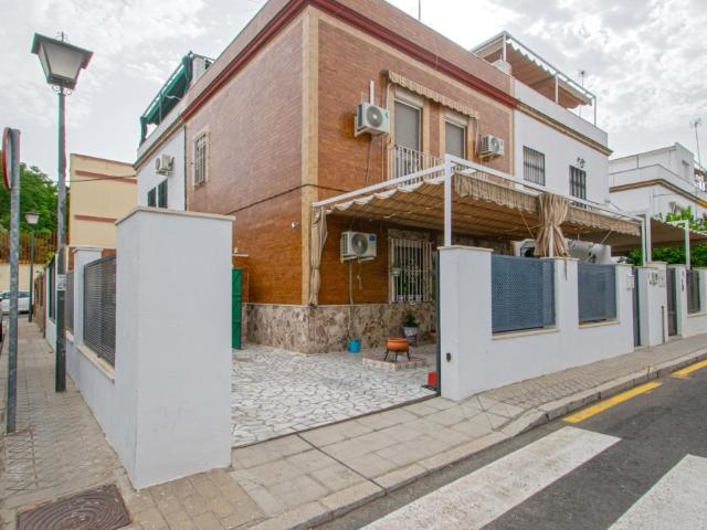 Estupenda casa junto al Parlamento!