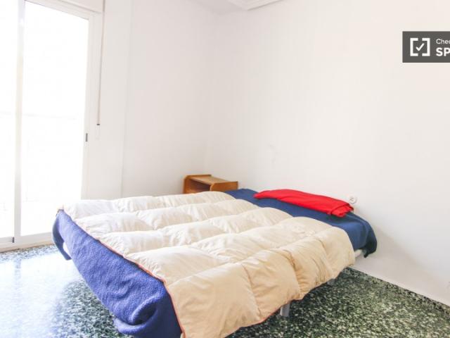 Estupenda habitación en piso compartido en Benimaclet, Valencia