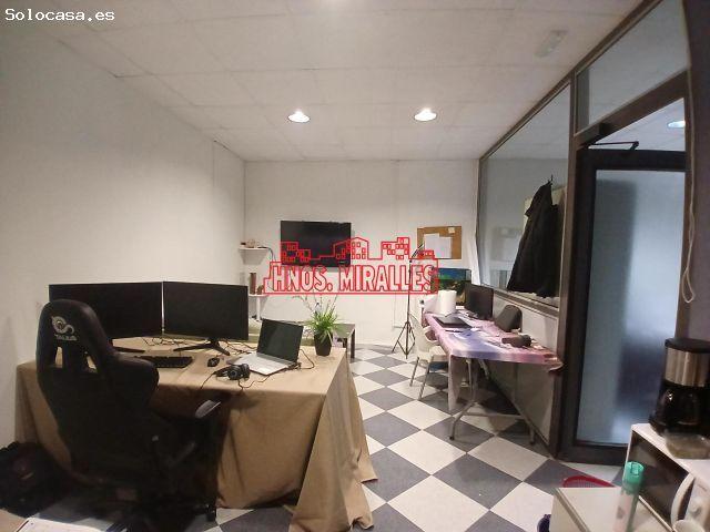 ¡ ESTUPENDA NAVE 320 m2 EN ASPE !