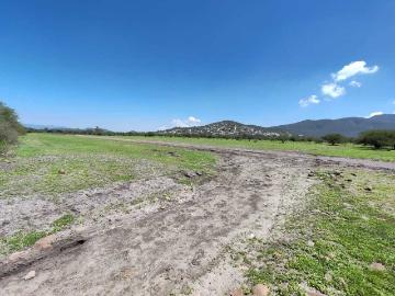 Estupenda parcela de 6.25 Has. En Tierra Blanca El Marques Queretaro