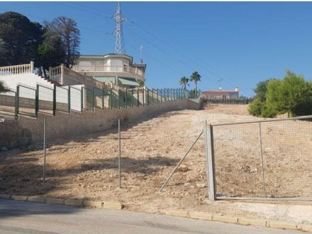 Estupenda parcela en venta en Elche, Bonavista