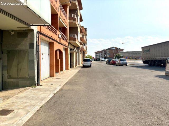 Estupenda parcela en la entrada de Torrefarrera