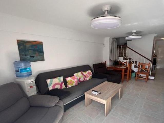 Estupenda Vivienda 3 dormitorios 2 baños, piscina, a 150 metros de la playa