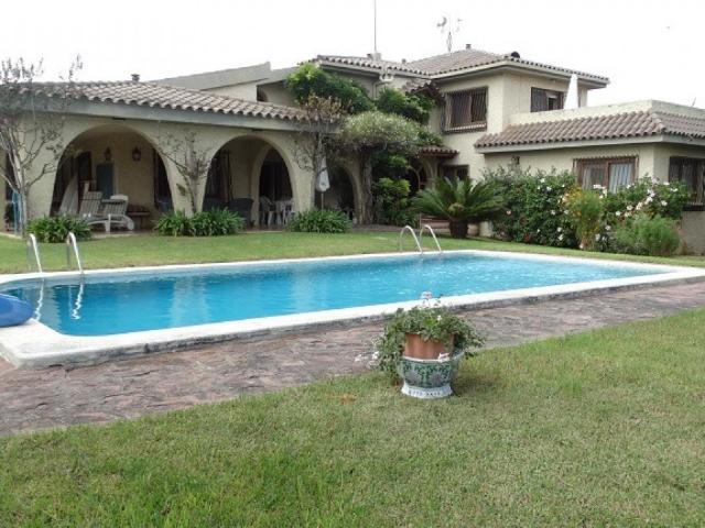 ESTUPENDA VILLA INDIVIDUAL, ZONA GOLF
