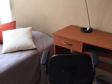 Estupenda y confortable habitación con baño privado