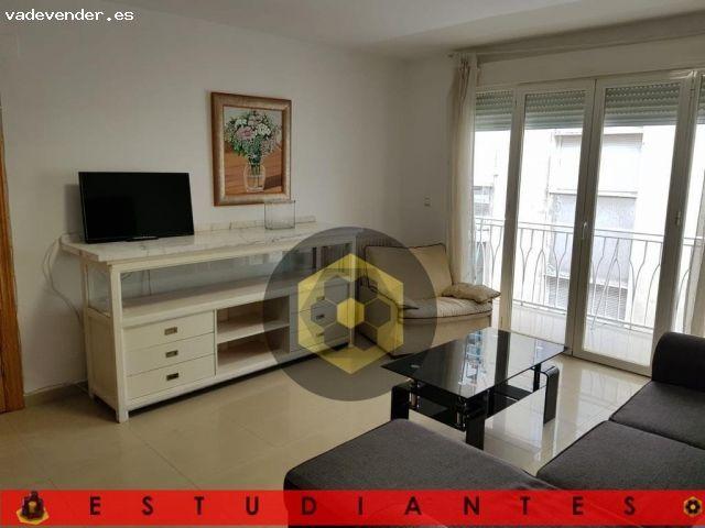 EST/ Bonito piso para ESTUDIANTES con CUATRO dormitorios en zona San Juan de Dios