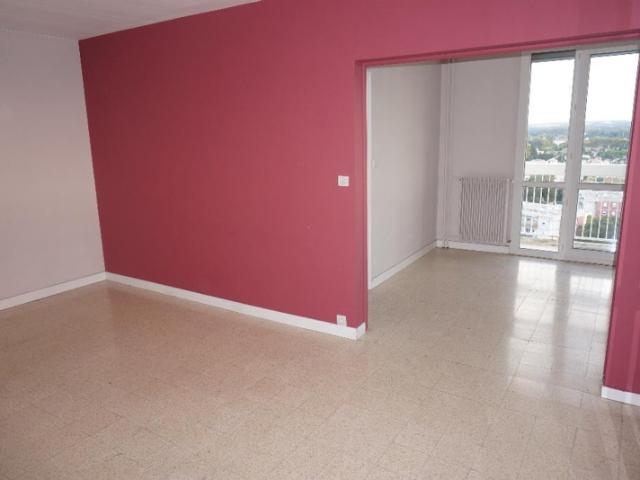 Est de Nîmes dans copropriété sécurisée P3/P4 en très bon é