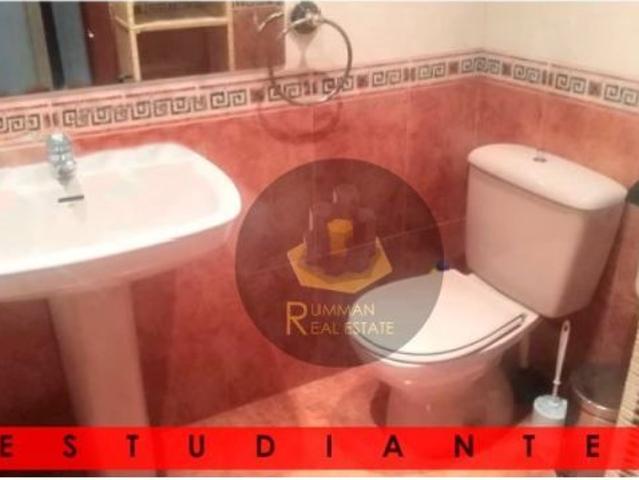 EST/ Piso amueblado para ESTUDIANTES con CUATRO dormitorios en Plaza de Toros